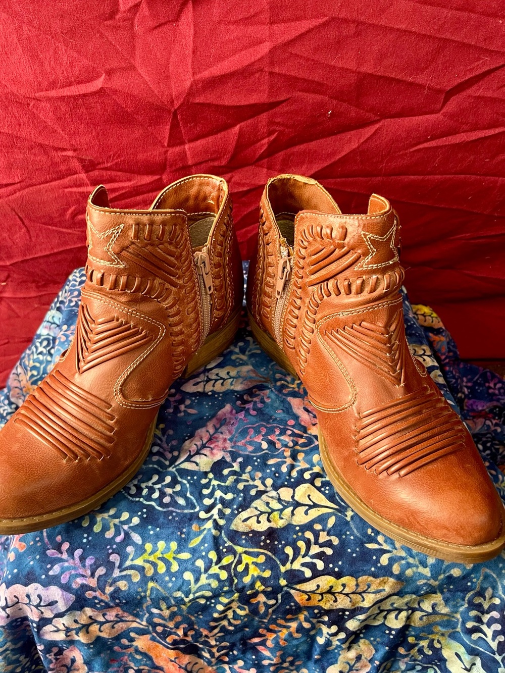 Not Rated Nosara Vegan Leather Ankle Boots Chestnut Brown Women’s Size 8.5 - Picture 5 of 9